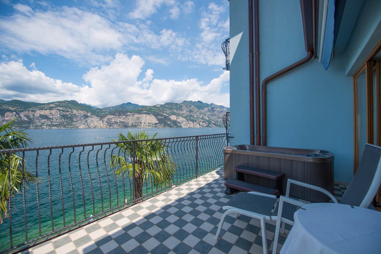 Hotel Venezia Malcesine Extérieur photo